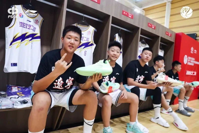 如何通过练习提升篮球罚球的速度和准确性?_2